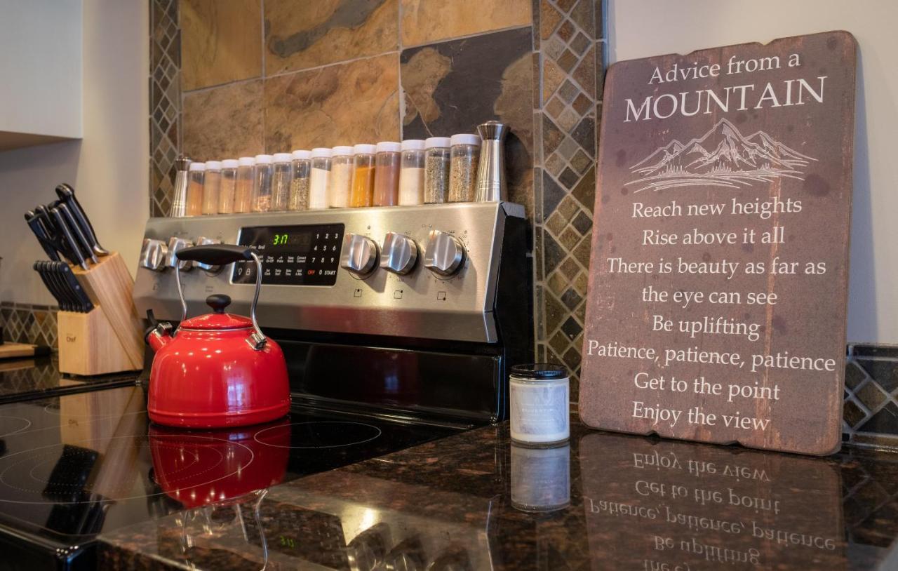 Misty Mountain- Premium 2 Bedroom Mountain View Кенмор Екстер'єр фото
